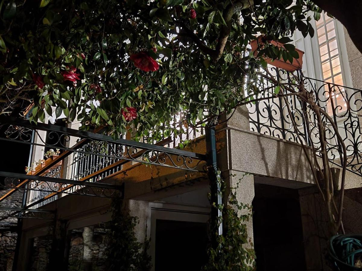 Vila Nazare Bed & Breakfast Castro Daire Bagian luar foto