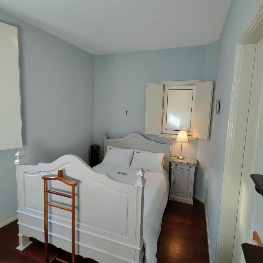 Vila Nazare Bed & Breakfast Castro Daire Bagian luar foto