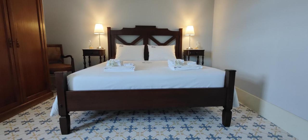 Vila Nazare Bed & Breakfast Castro Daire Bagian luar foto
