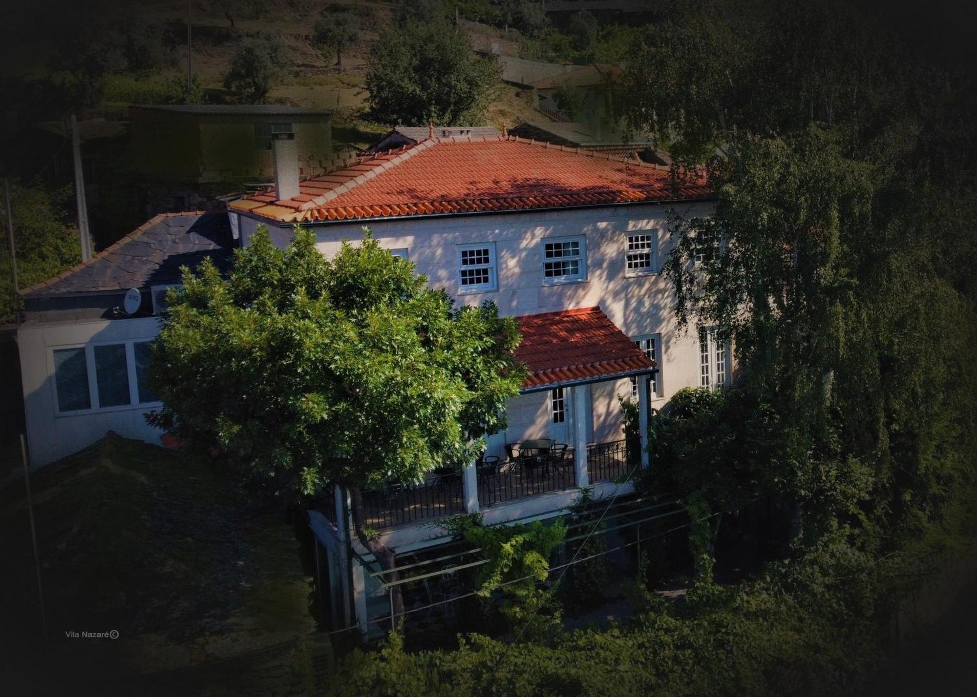 Vila Nazare Bed & Breakfast Castro Daire Bagian luar foto